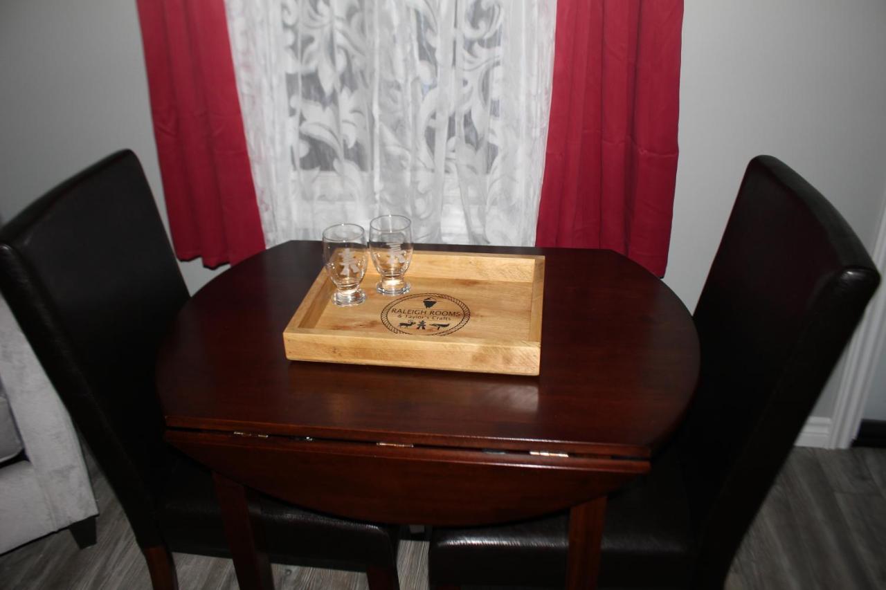 Raleigh Rooms & Taylor'S Crafts Zewnętrze zdjęcie